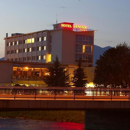 Hotel Janosik Липтовски-Микулаш Экстерьер фото