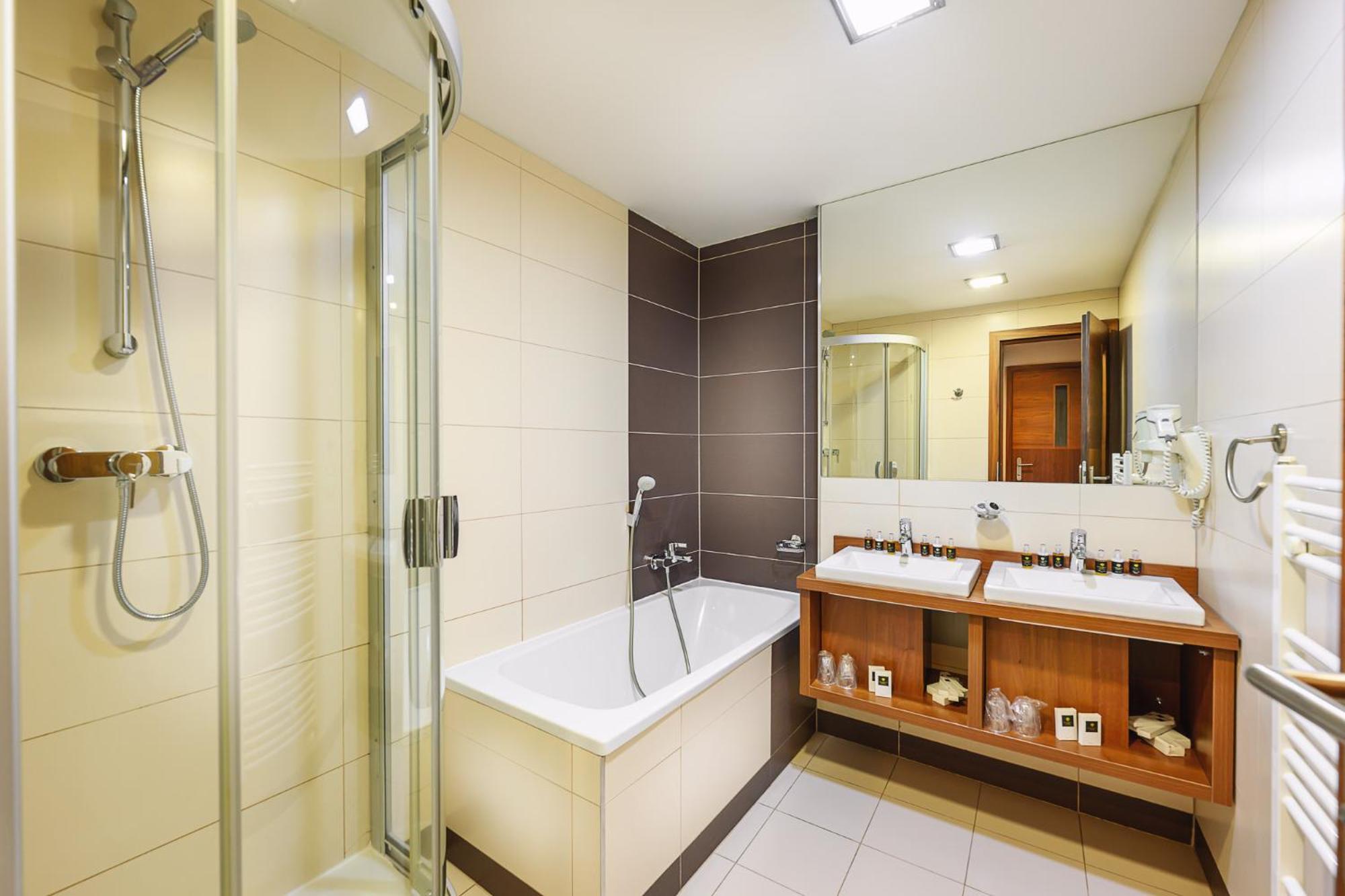 Hotel Janosik Липтовски-Микулаш Экстерьер фото