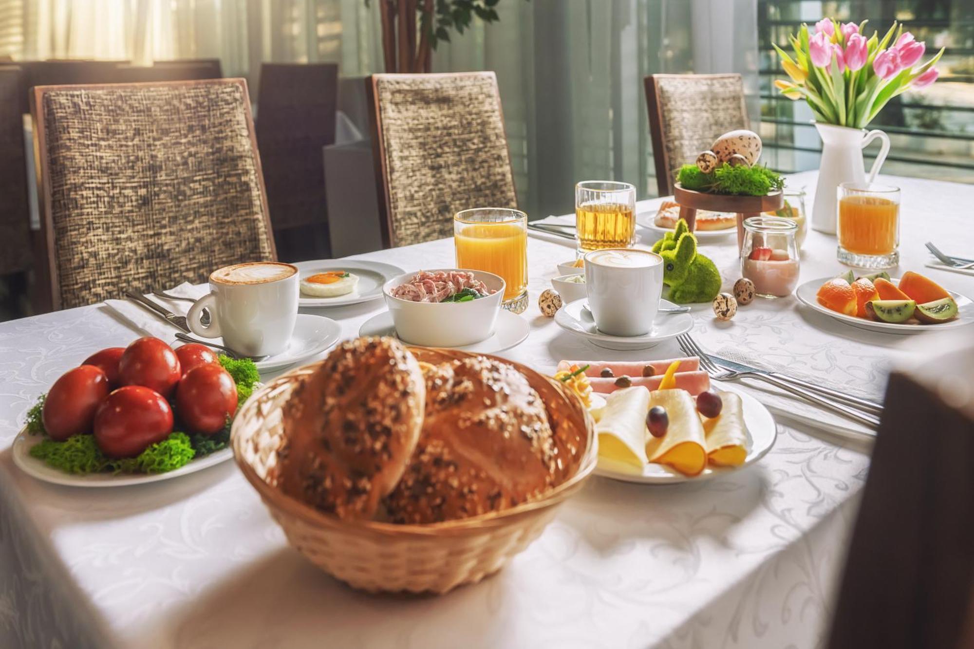 Hotel Janosik Липтовски-Микулаш Экстерьер фото