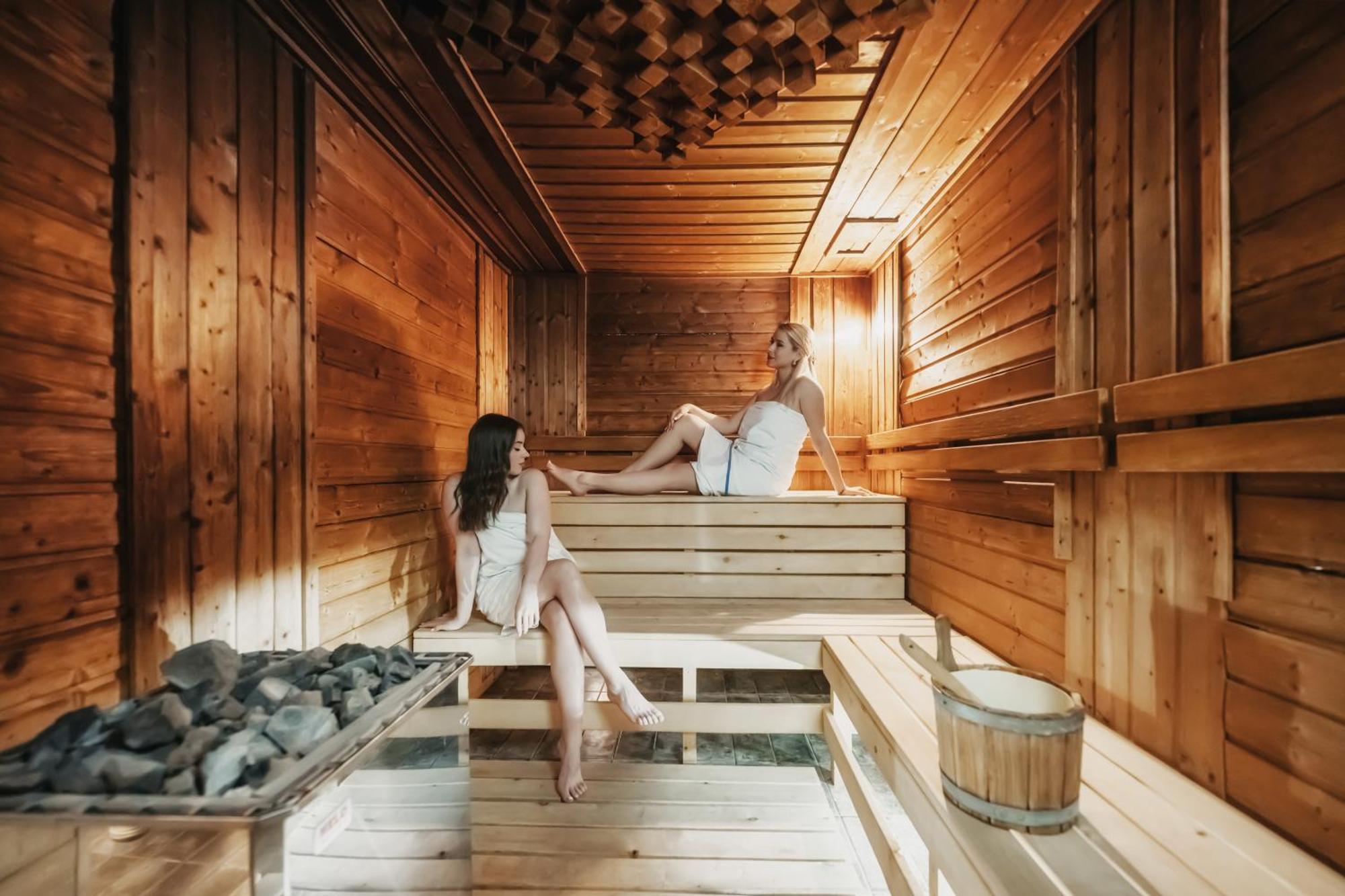 Hotel Janosik Липтовски-Микулаш Экстерьер фото