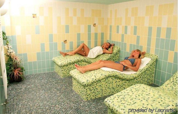 Hotel Janosik Липтовски-Микулаш Удобства фото